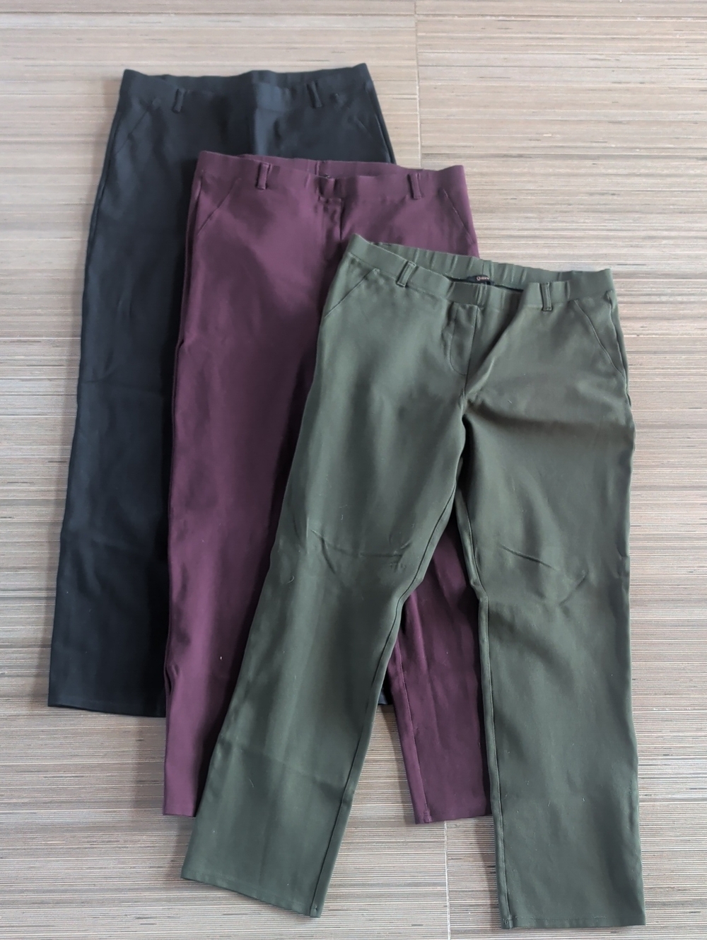 Quince - Straight Leg Pants - Size XL Long - 3-Pack of Black, Green, Maroon